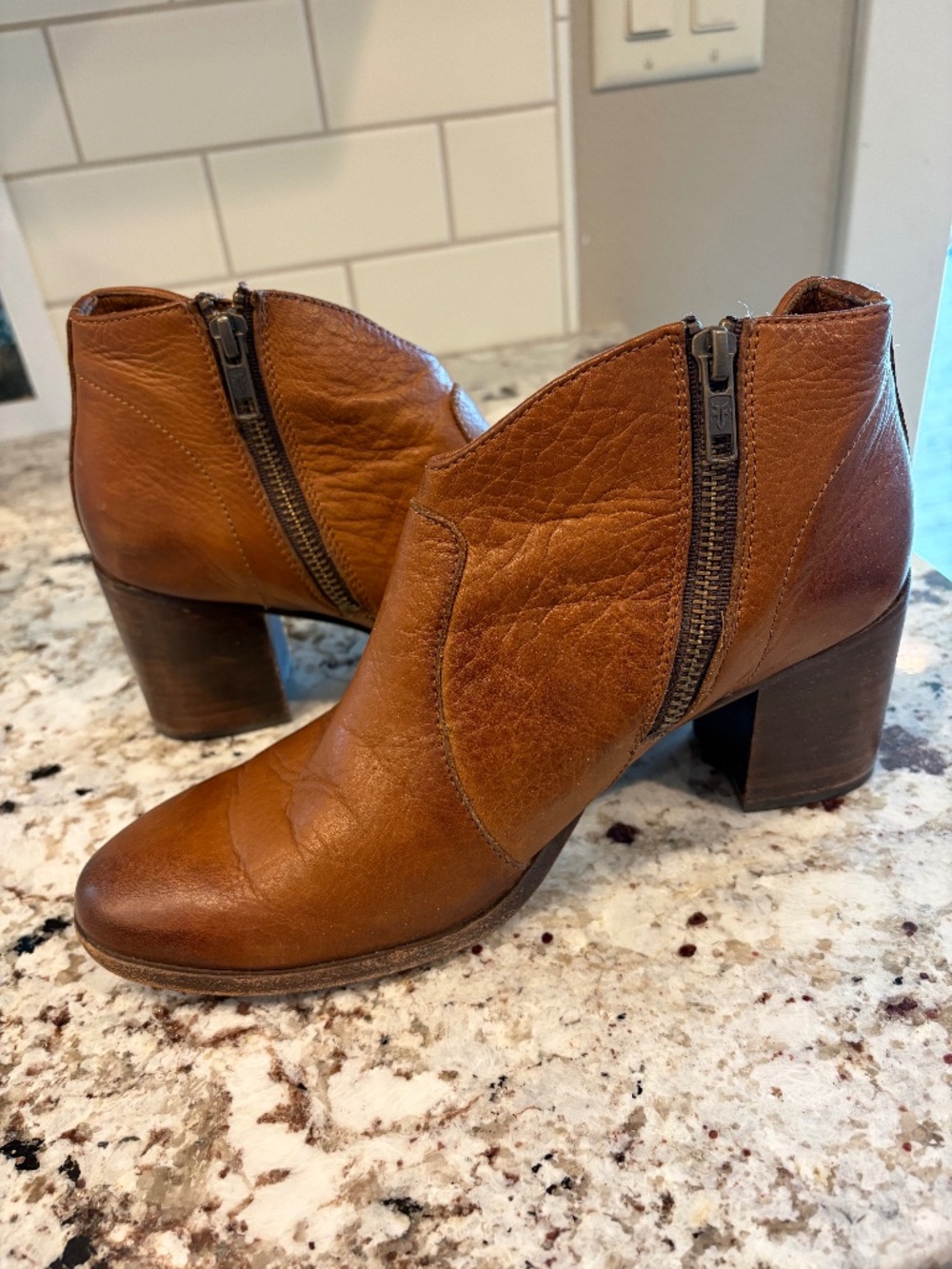 Frye Nora zip short boots